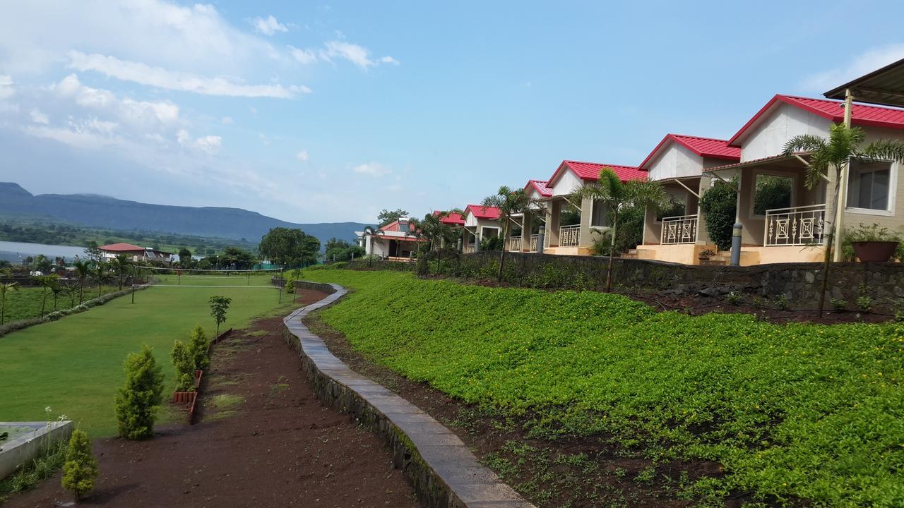 Savana Lake Resort Nashik Exteriör bild