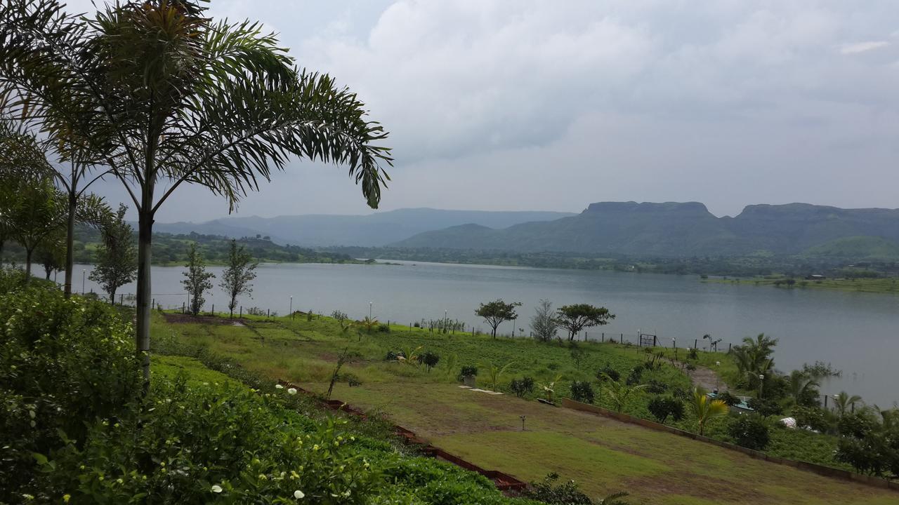 Savana Lake Resort Nashik Exteriör bild